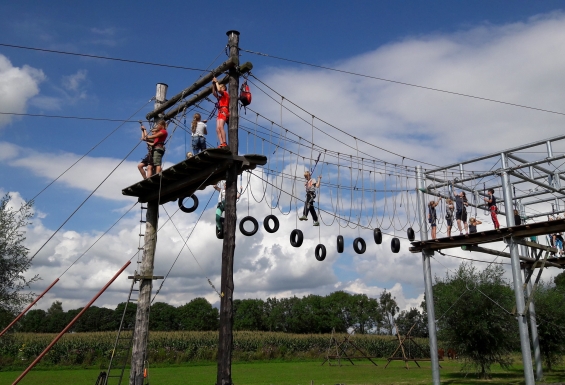 Hoogteparcours in Buren, niet heel hoog maar wel uitdagend